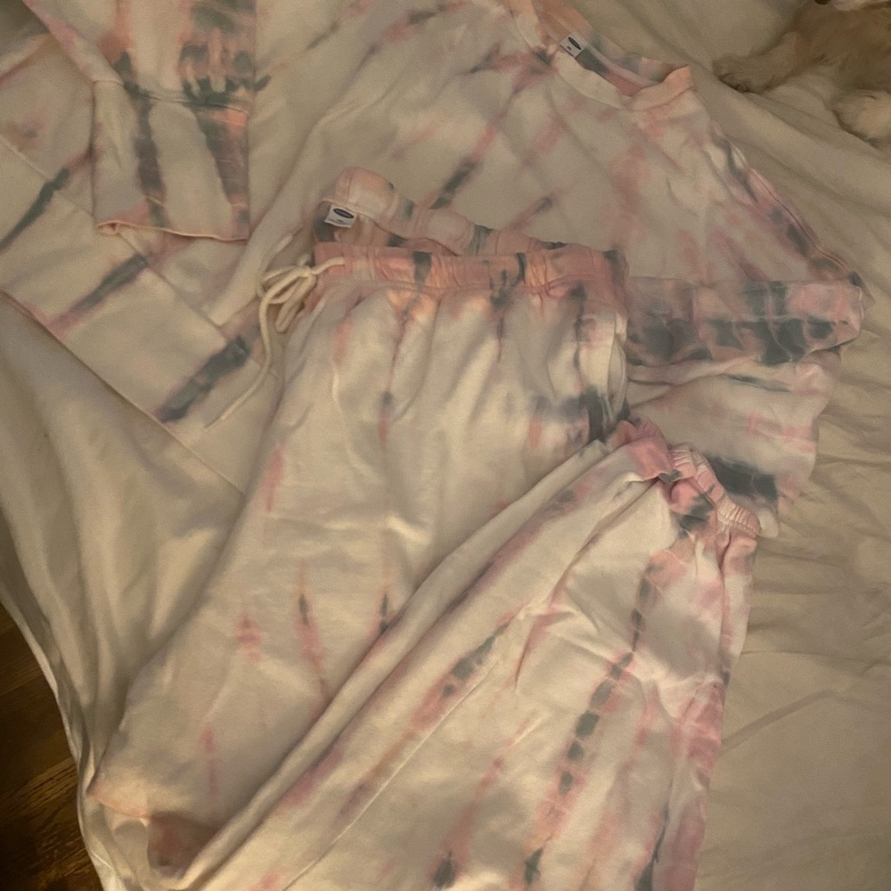 Old Navy womens Tie-Dye Pajama Set - Pink and Gray/Blue